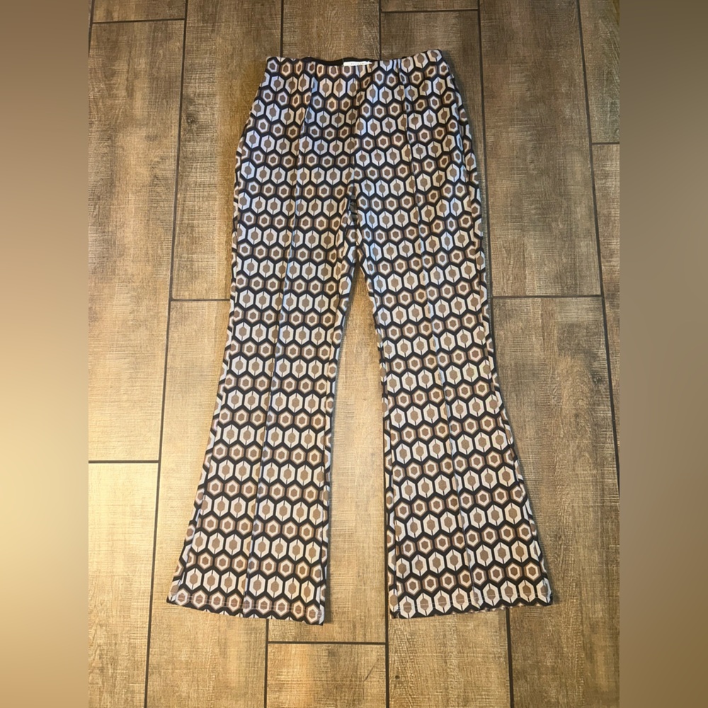 Ellesion Geometric Patterned Flare Pants Sz LG